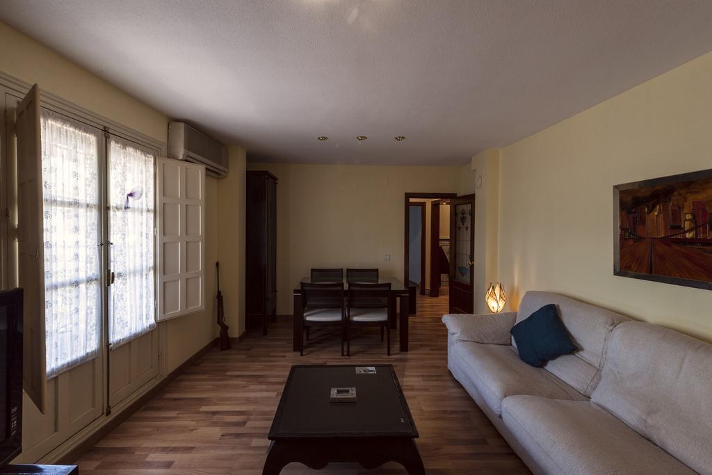 Apartamento Atico-Terraza Imperial Toledo Habitación foto